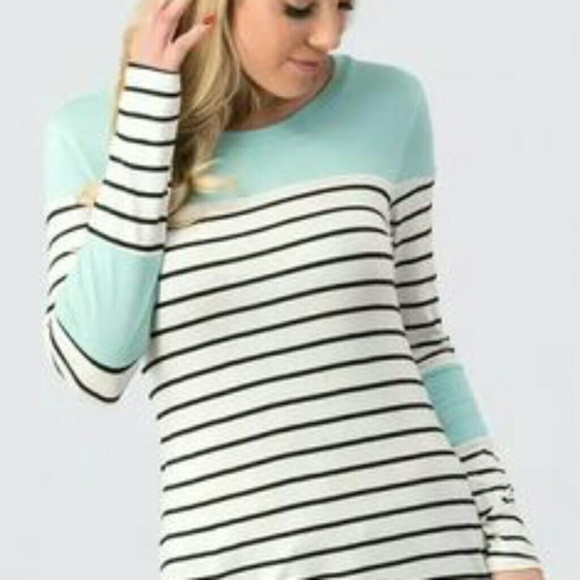 HelloPink Tops - HelloPink Black White Striped Top | Mint Details